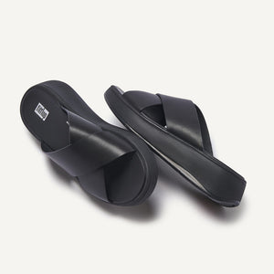 
            
                Laden Sie das Bild in den Galerie-Viewer, Fitflop F-Mode Cross Leather Slides Black
            
        