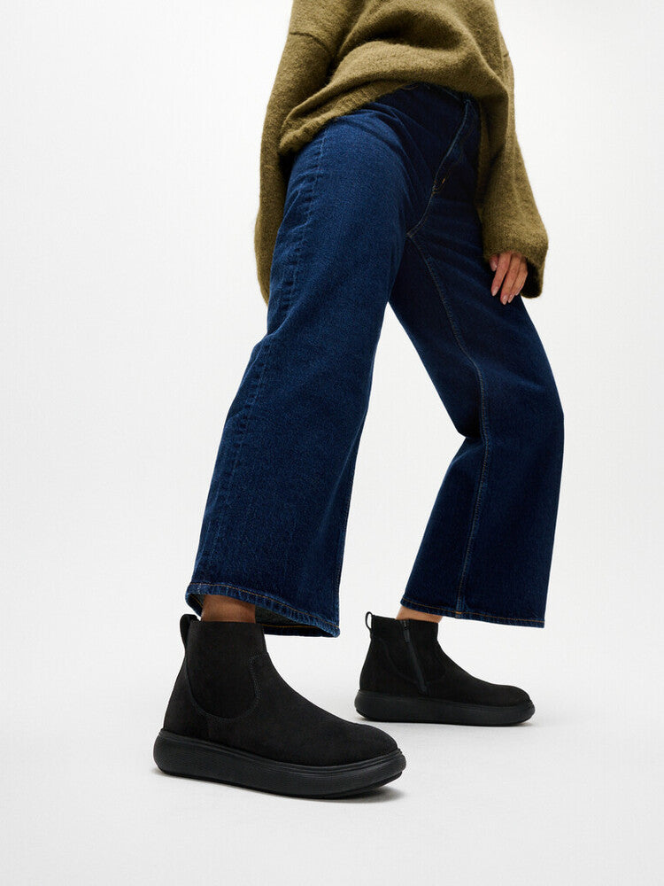 Fitflop IQ-Comff Suede Zip Ankle Boot Black