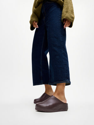Fitflop Shuv Clog Leather Chocolate